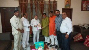 Vk Aggarwal with BJP leaders 